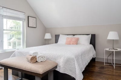 Private Room Available in Quiet Home – Utilities I Main Photo