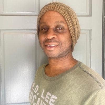 Professional, Clean & Quite Teacher Seeking Room Main Photo