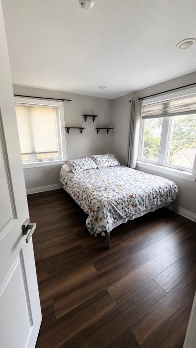 Room for rent  Main Photo