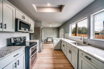 ⭐ Luxury Rooms ⭐ Modern & Large San Antonio Home B Main Photo