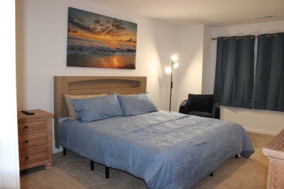     Executive King Suite with Private Bath | Durh Main Photo