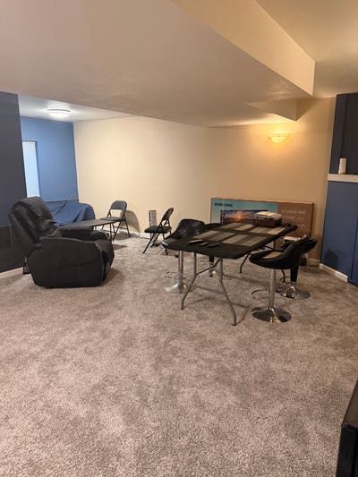 Fully furnished private Basement Suite w Living R Main Photo