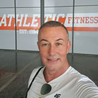 56 year old Male seeks a small or large room Main Photo