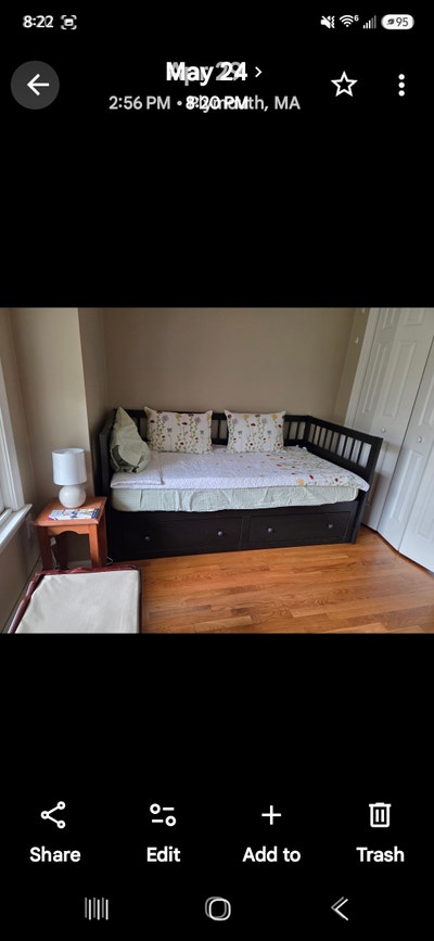 Room for rent with private bath. Main Photo