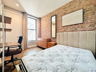 Modern Van Buren St Apartment #607 Main Photo