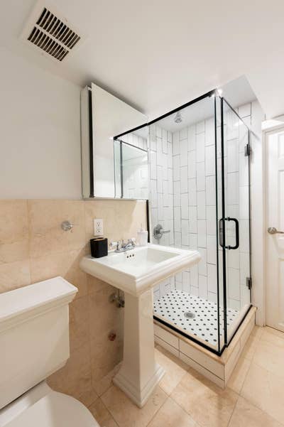 Vibrant East Village Rooms Main Photo