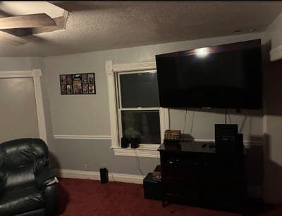 Private Upstairs Suite on 2 Acres Main Photo