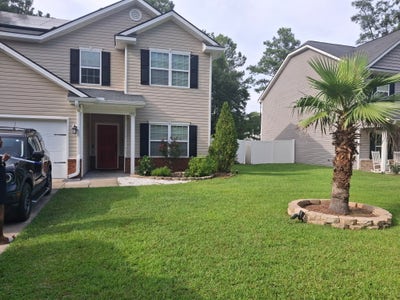 The property is peaceful  Main Photo