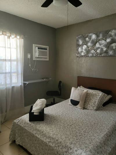 Room for rent  Main Photo