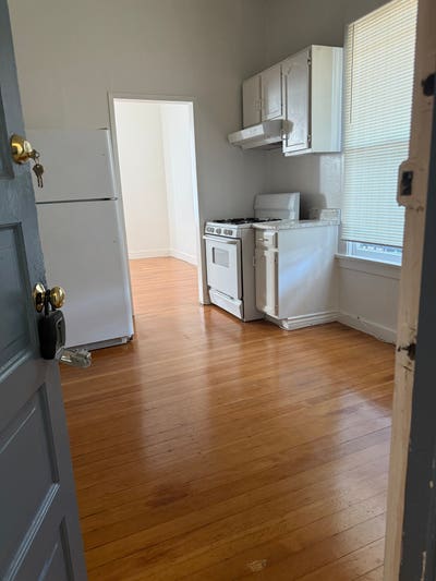 Small 1bed in a perfect West Hollywood location  Main Photo