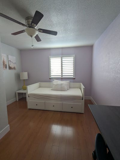 Single Bedroom in Quiet Neighborhood Main Photo