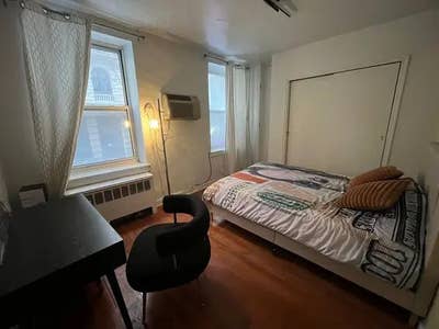Enjoy this short-term fully furnished sublet Main Photo