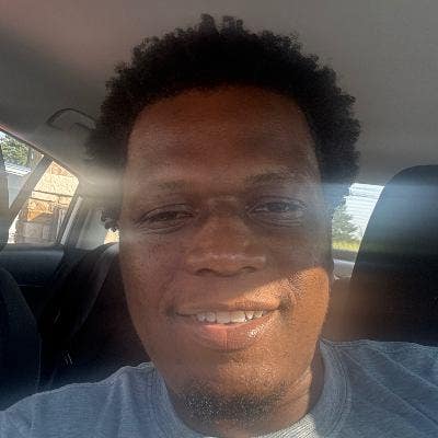 I’m a barber by day and drive box trucks Main Photo