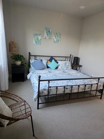 Private Room for Rent in a Beautiful Single-Family Main Photo