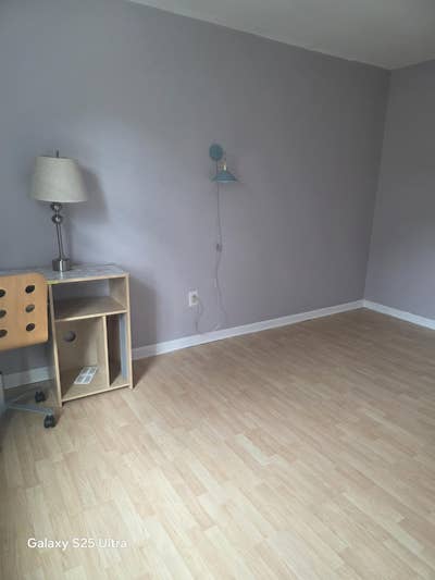 Room available for women in Connecticut Ave. with  Main Photo