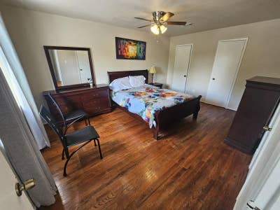 Spring Branch Central Home, 3br awesome safe area  Main Photo