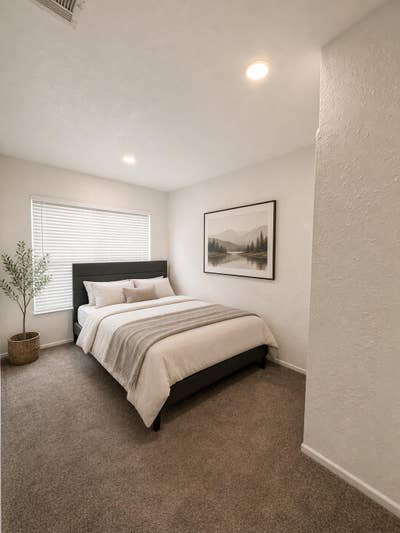  Spacious & Updated home Near College Park, Winter Main Photo