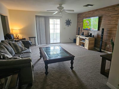 Room for rent Main Photo