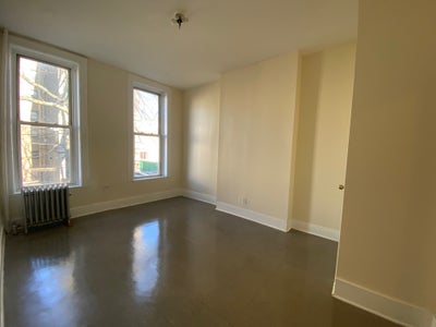 Large Two-Room Space in Bed-Stuy Townhouse Main Photo