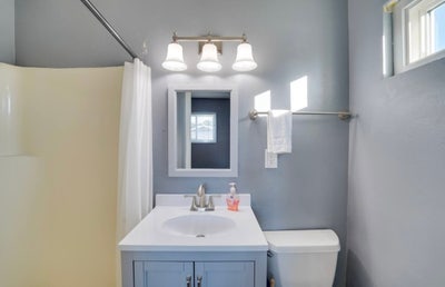 Private Bedroom+ Bathroom in Fully Furnished Home  Main Photo