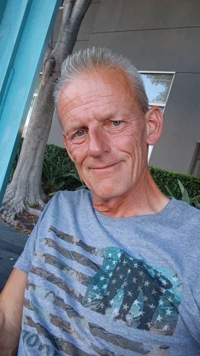 Room wanted in Anaheim, CA Main Photo