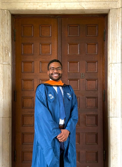 Professional Male seeks a small or large room Main Photo