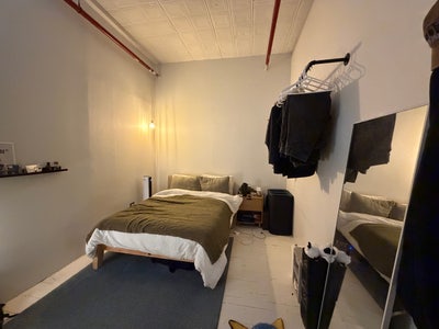 Large room (unfurnished) lease takeover Main Photo