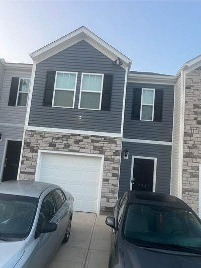Room for rent in Greer Main Photo