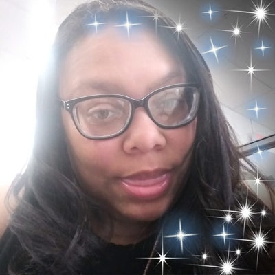 43 year old Female seeks a small or large room Main Photo