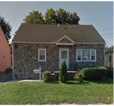 $700 / 120 ft2 - Room for Rent–Houseshare-Quiet Ho Main Photo