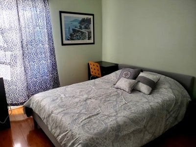 Furnished Room with shared bath Main Photo