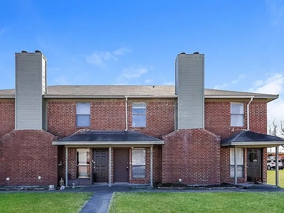 Lovely pad in Fort Worth Main Photo