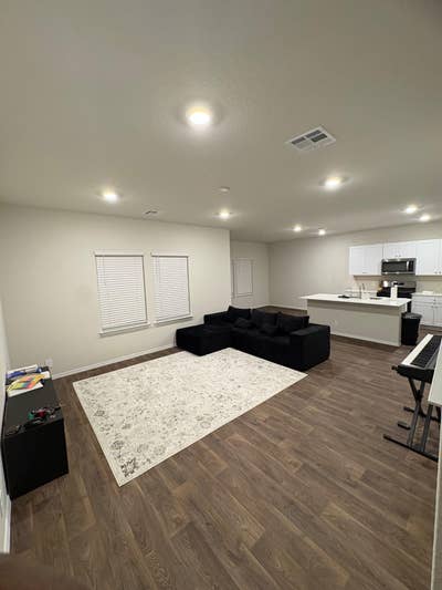 BrandNew Furnished Room Near Lackland AFB Main Photo