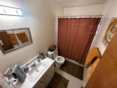 1295 One Bedroom Quiet Location Main Photo