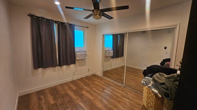Room for Rent in Shared Apartment (Women Only) Main Photo
