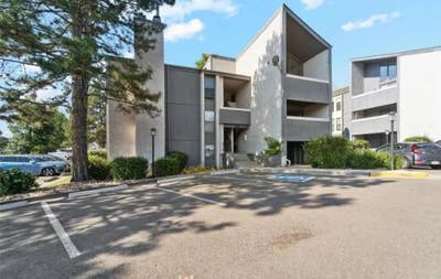 Charming 1 Bed Bath Condo in Englewood Main Photo