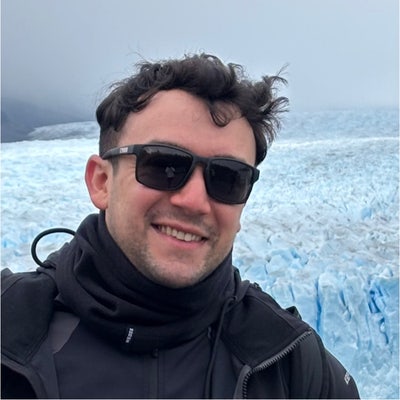 31yo Professional moving to the US Main Photo