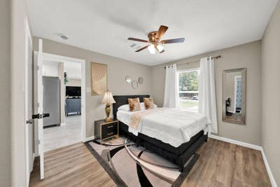 Elegant 4BD Near Med Center and NRG Studium. Mahen Main Photo