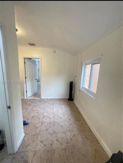 1211 NE 130th St # 1 | Charming 1 Bed Bath Home in Main Photo