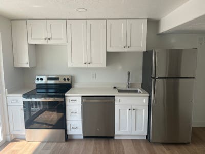Newly Built 1 Bed Townhouse in Mapleton | $1200 |  Main Photo