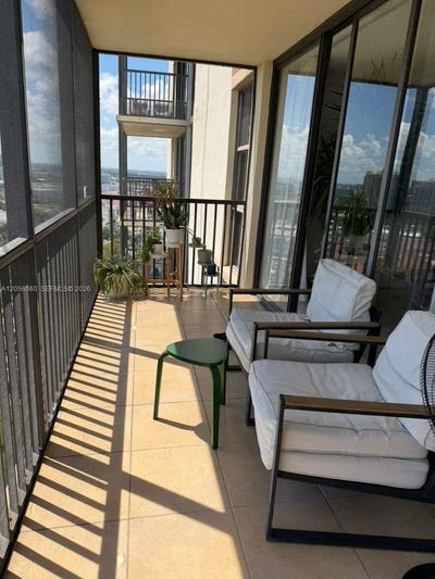  W Country Club Dr # 2407 | Stylish 1 Bed Condo wi Main Photo