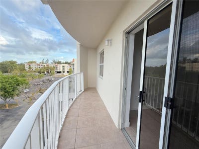 8260 SW 210th St # 315 | Modern 1 Bed Condo in Cut Main Photo