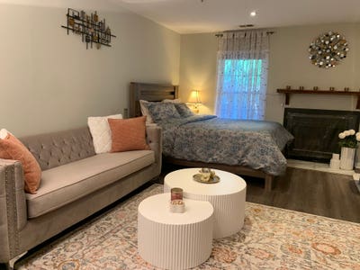 Furnished Private Studio in Desirable Crofton_Util Main Photo