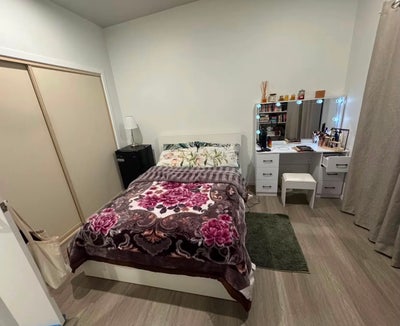 1 Bed Private bath Main Photo