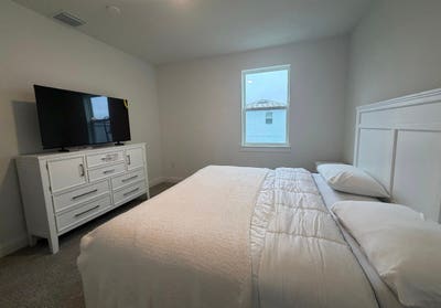 Beautiful fully furnished efficiency for rent in W Main Photo