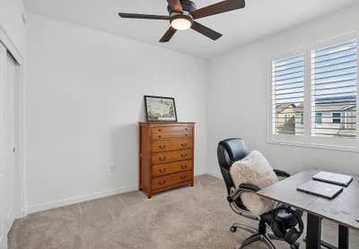 2 Bedrooms available in (4br 3br House) Main Photo