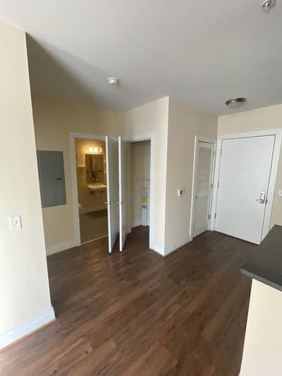 Cozy Apartment for Rent  Main Photo