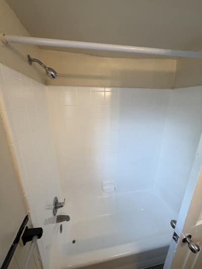 Move In by August 15 – FREE August Rent! Main Photo