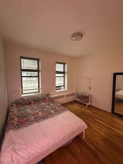 Short Term Sublet September/October Main Photo