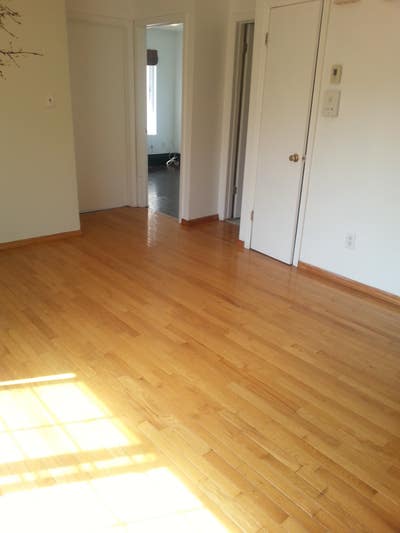 15 Mins to Manh-Top Flr 3 BR1Ba-Avail Now to 9/1 Main Photo